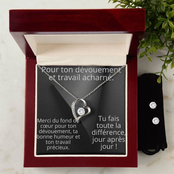 Collier de remerciement d'une employée – Image 3